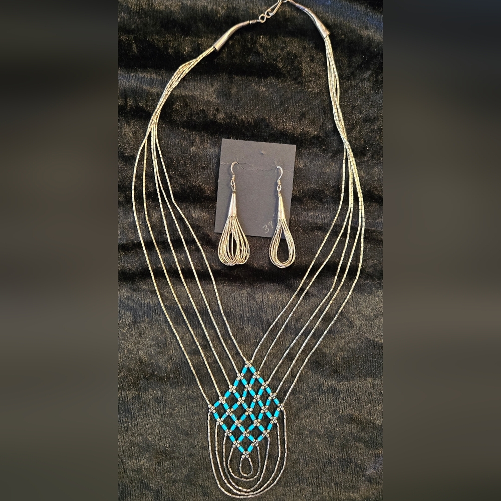 Source Unknown Elegant Sterling And Turquoise Nec… - image 1